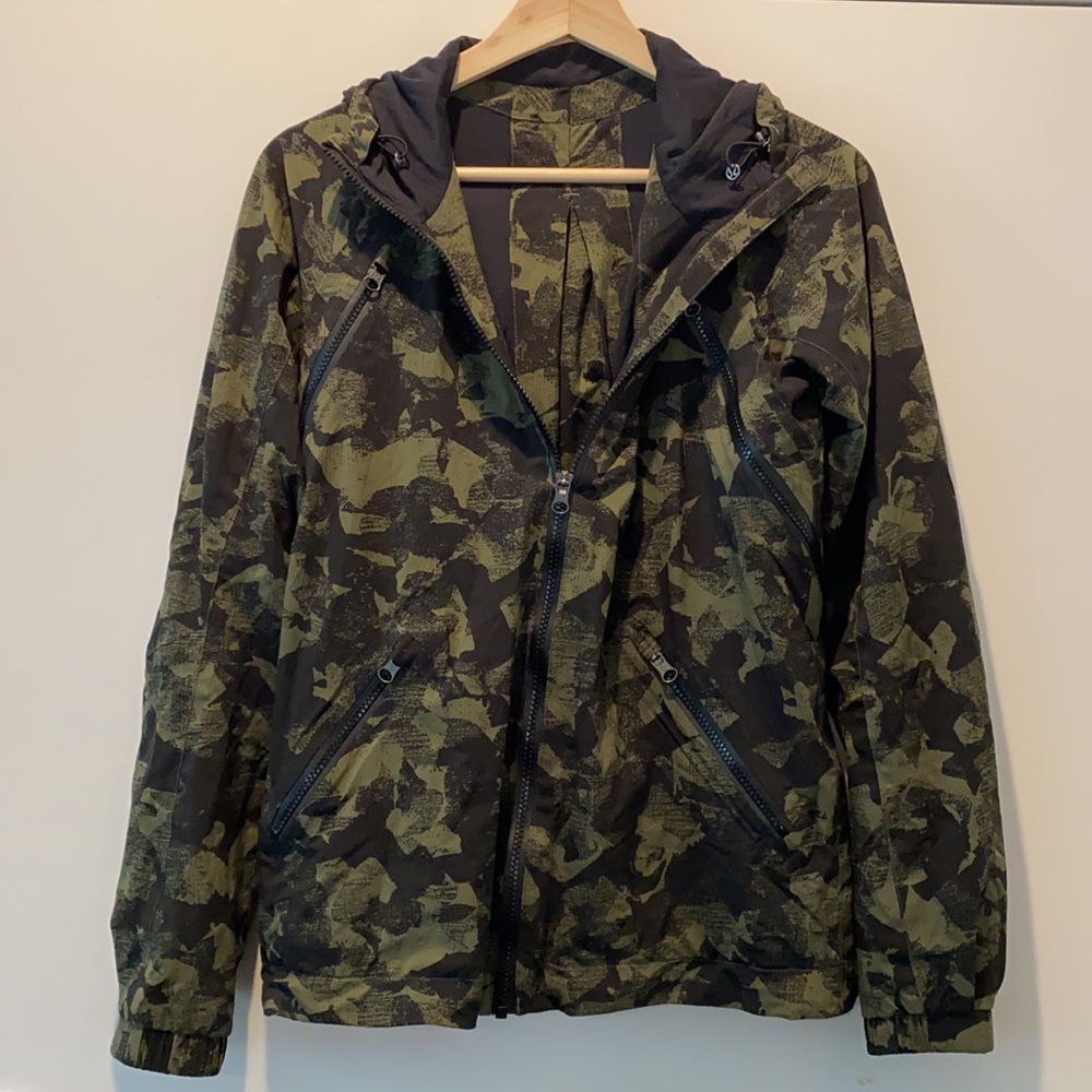 *RARE* Lululemon Rise & Shine Jacket II